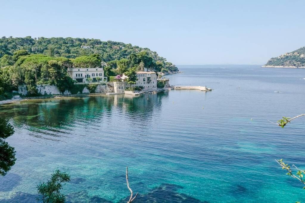 Au Calme, Avec Terrasse Et Parking à Village Èze